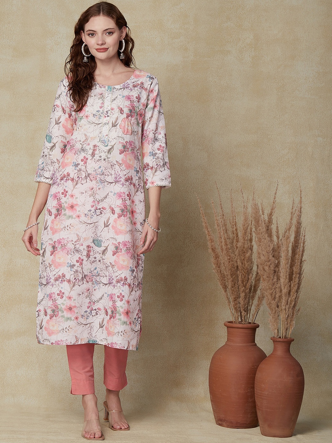 

FASHOR Floral Printed Linen Straight Kurta, Off white