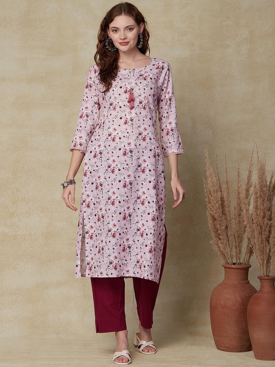 

FASHOR Floral Printed Linen Straight Kurta, Pink