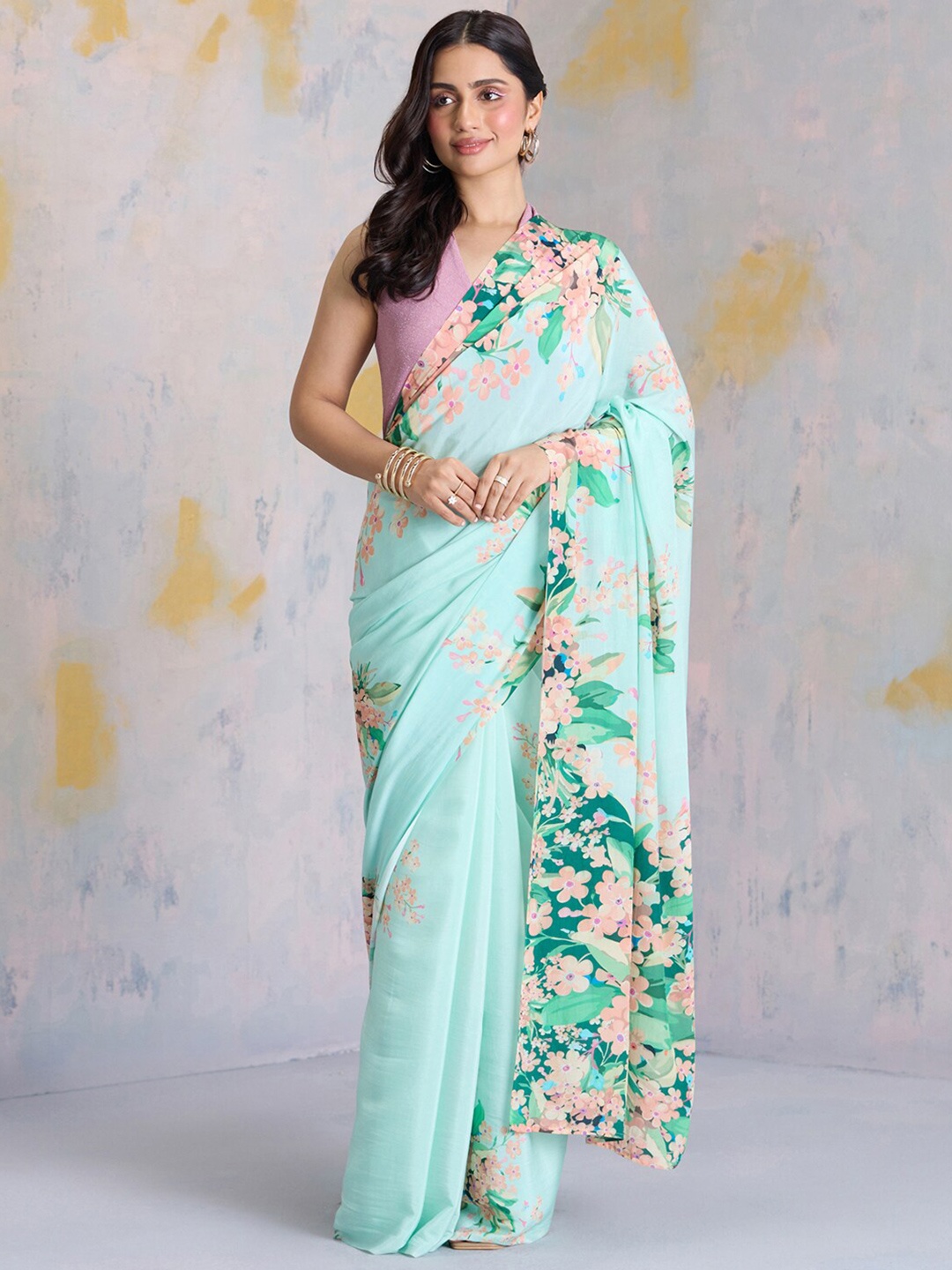 

navyasa by liva Floral Printed Saree, Blue