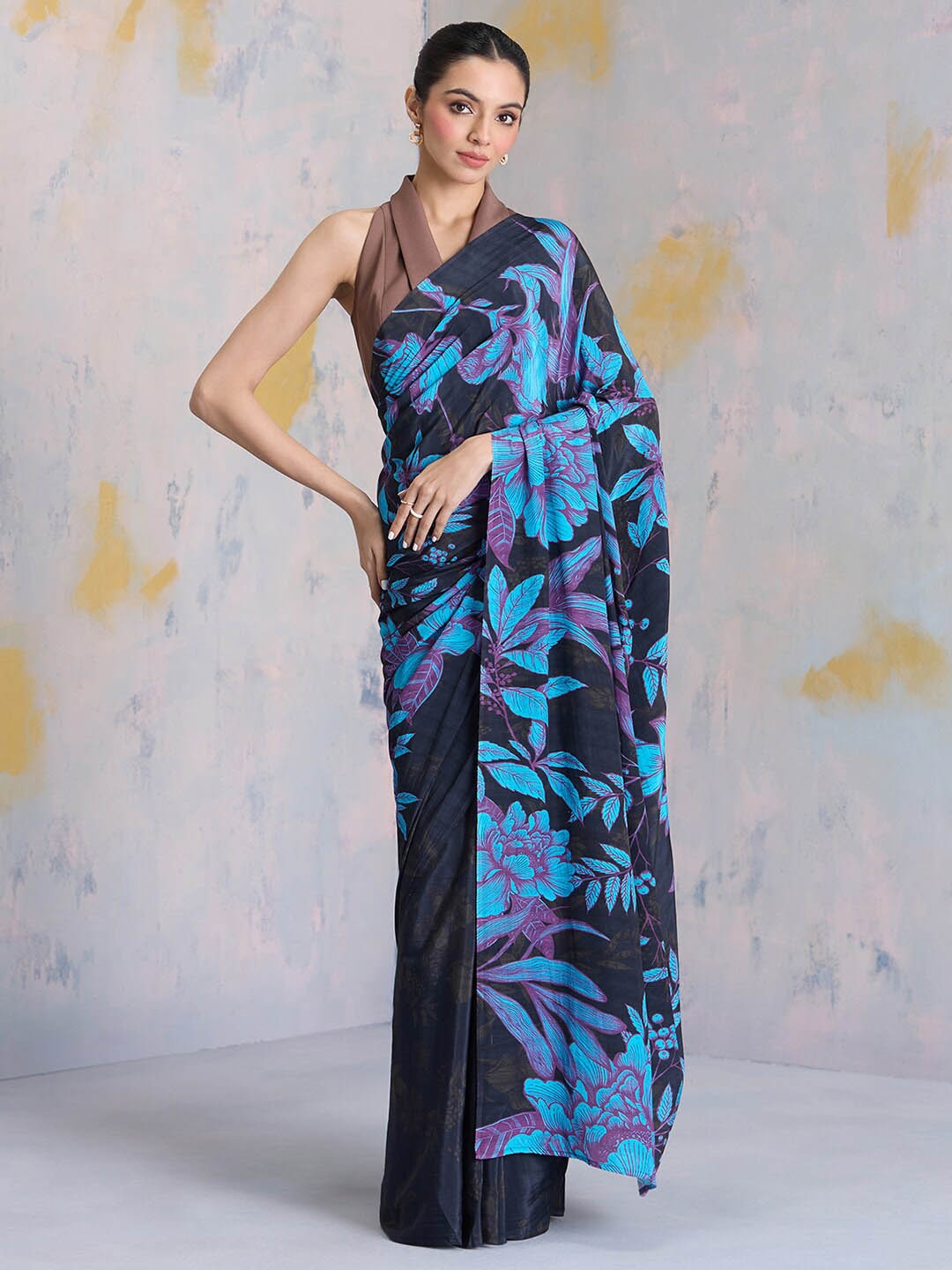 

navyasa by liva Floral Printed Liva Saree, Navy blue