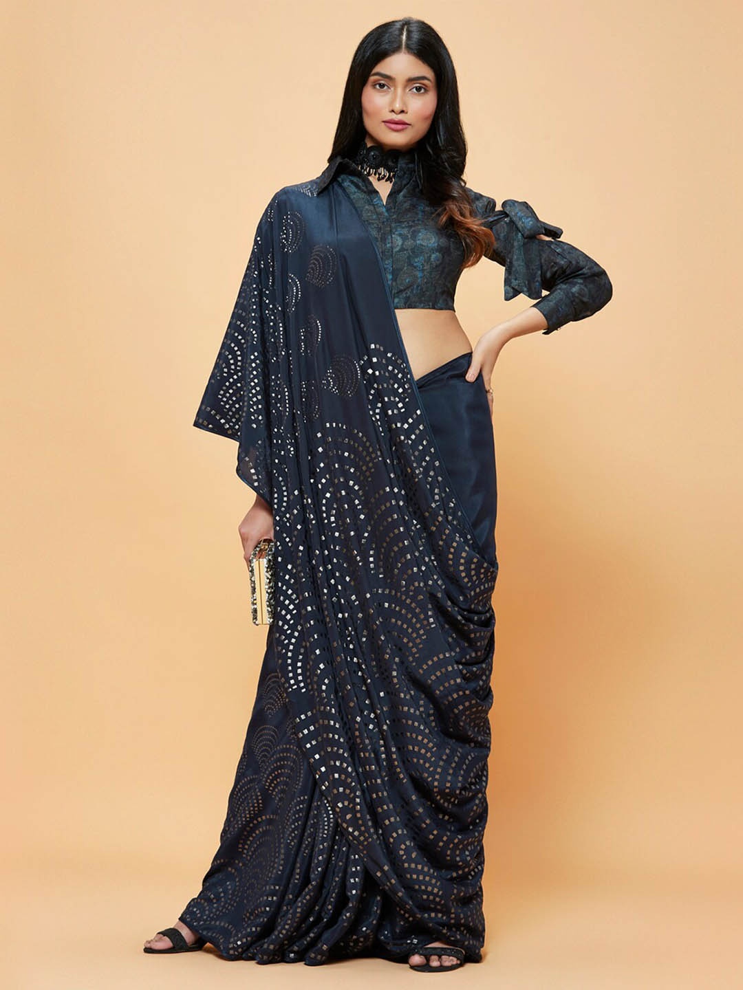

navyasa by liva Geometric Printed Liva Saree, Blue