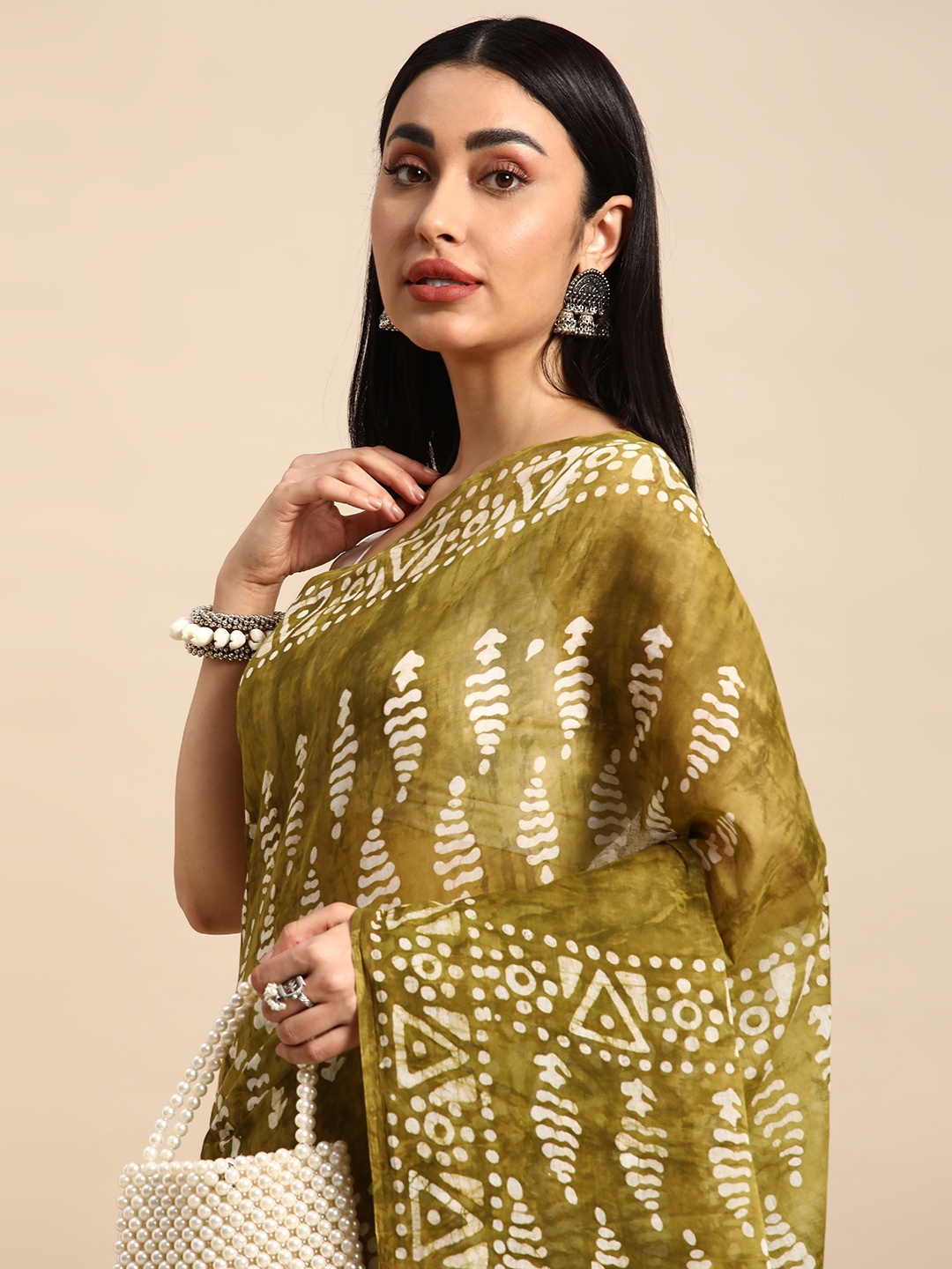 

SHANVIKA Batik Pure Cotton Block Print Saree, Olive