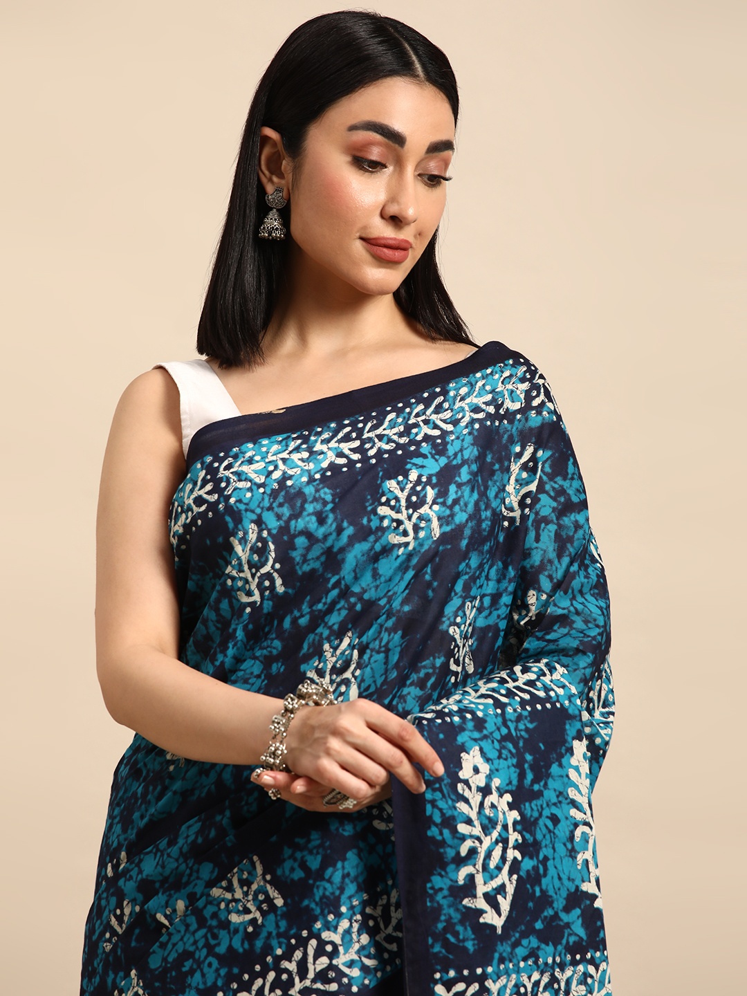 

SHANVIKA Batik Pure Cotton Block Print Saree, Navy blue