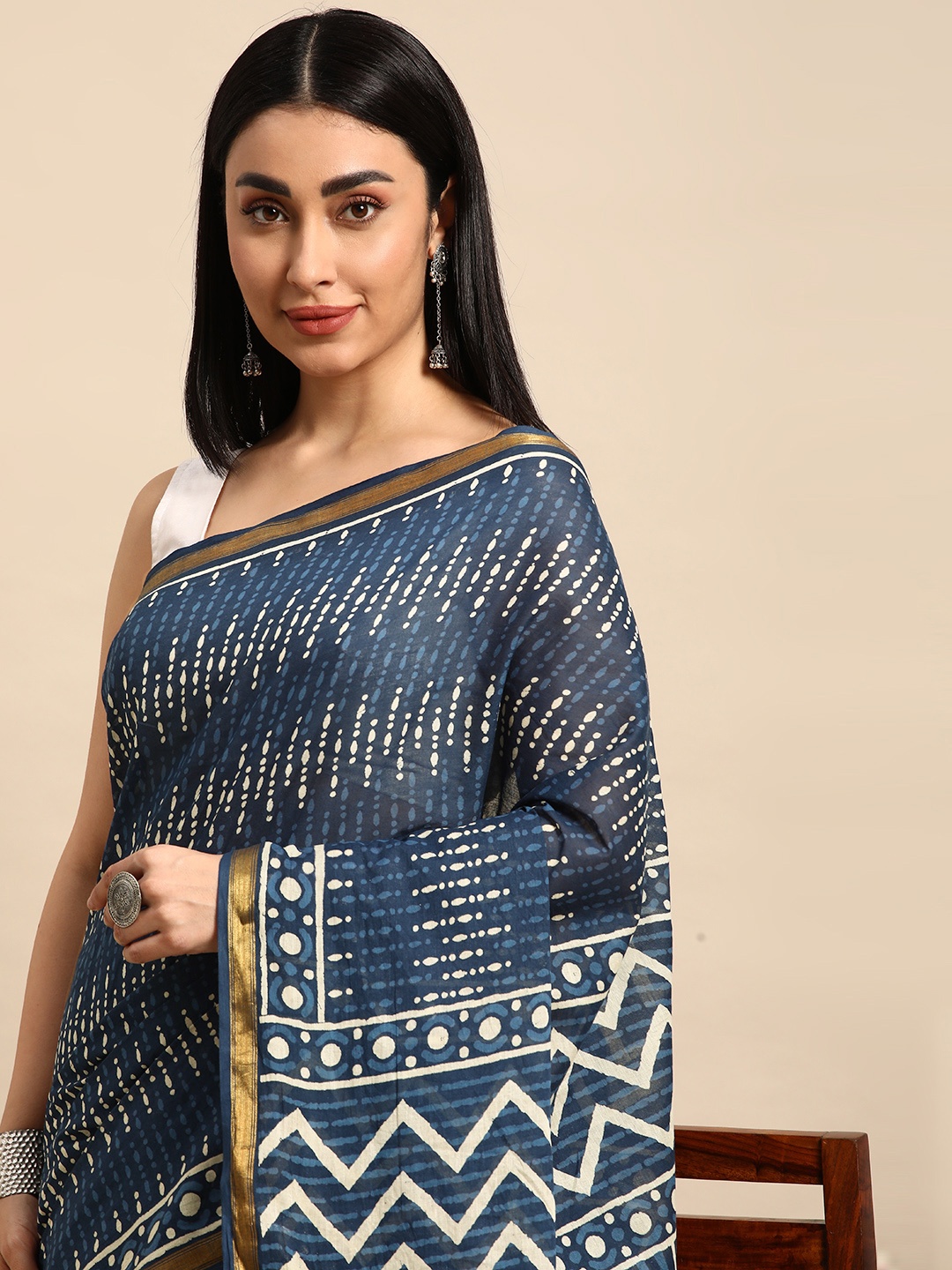 

SHANVIKA Batik Zari Pure Cotton Maheshwari Saree, Blue