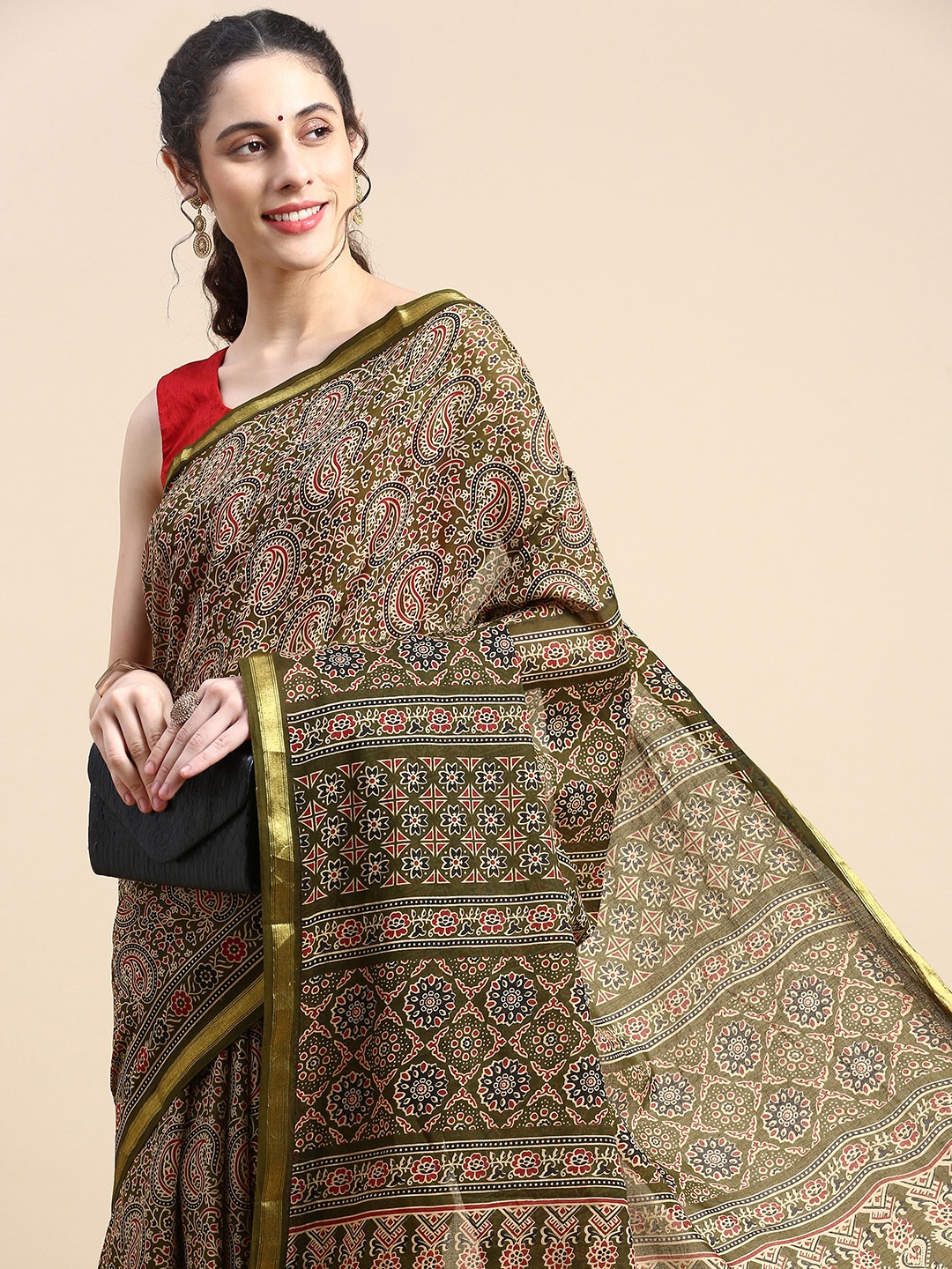 

SHANVIKA Ajrak Block Pure Cotton Maheshwari Saree, Green