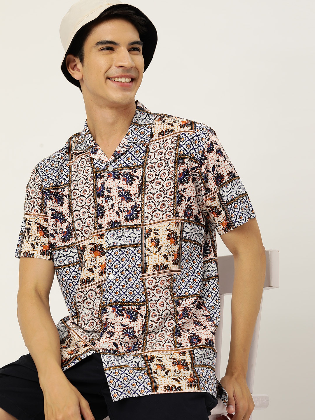 

Mast & Harbour Men Printed Casual Shirt, Multi