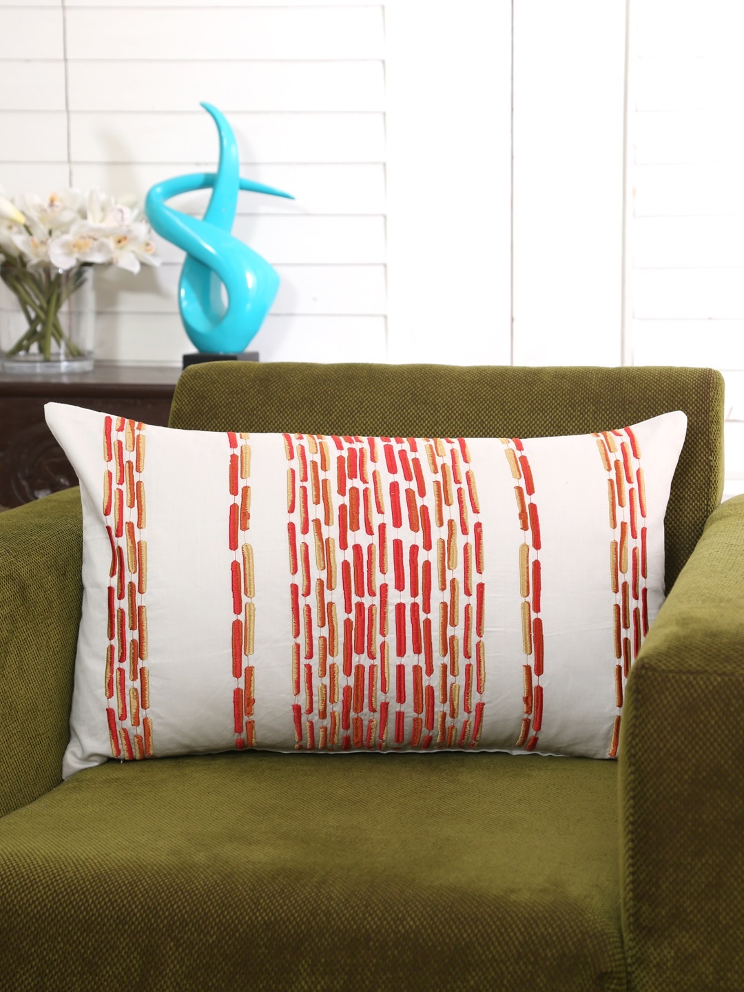 

MASPAR Red & White Single Geometric Rectangle Cushion Covers