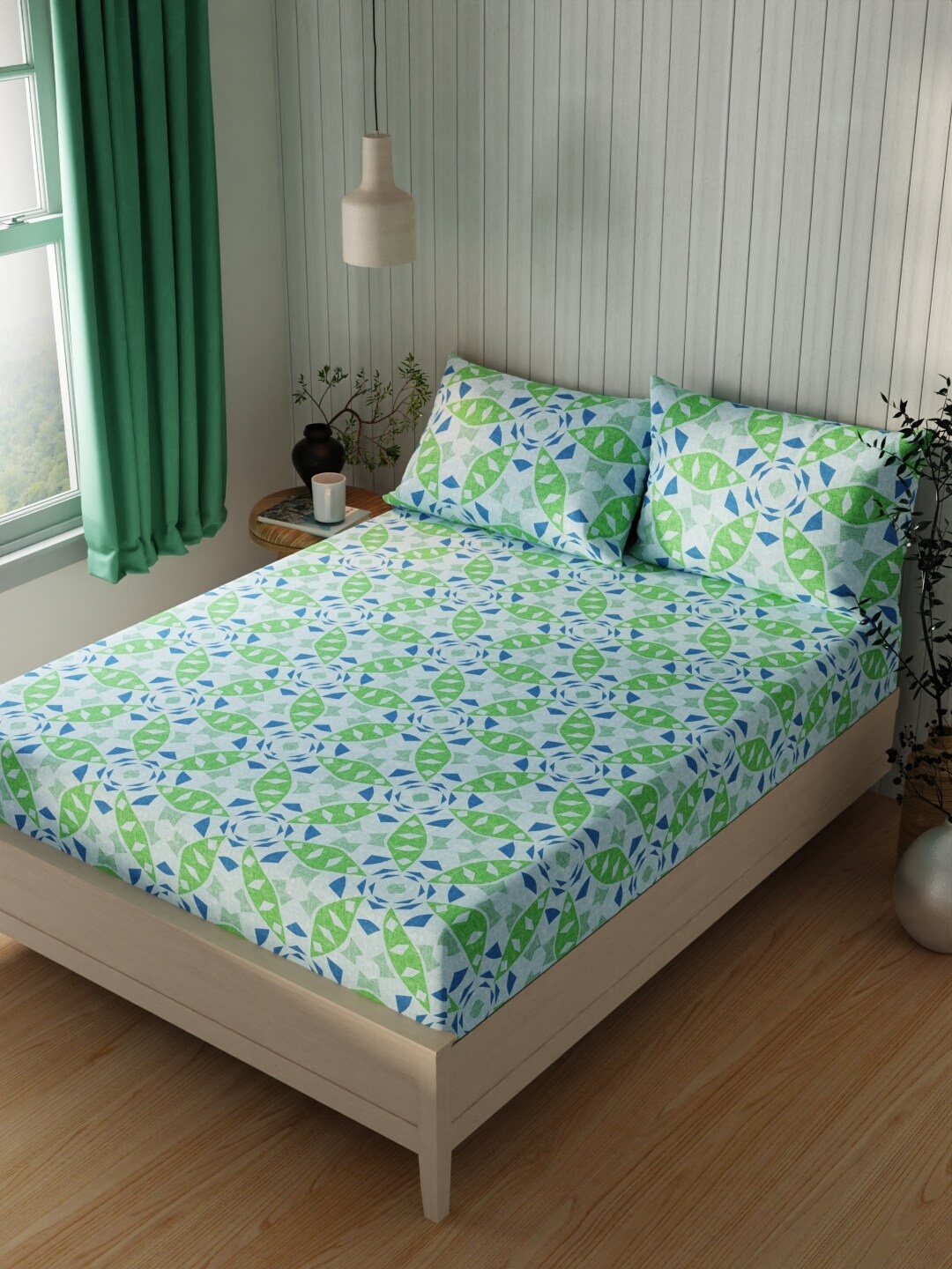 

BIANCA Lopez Green & White Geometric Cotton 120 TC Queen Bedsheet With 2 Pillow Covers