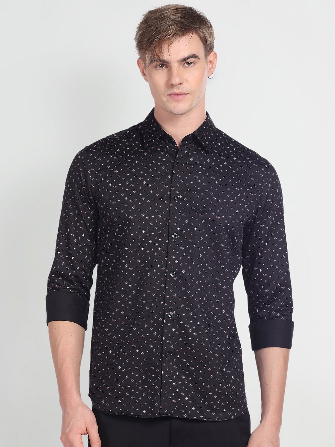 

Flying Machine Men Black Slim Fit Opaque Printed Casual Shirt