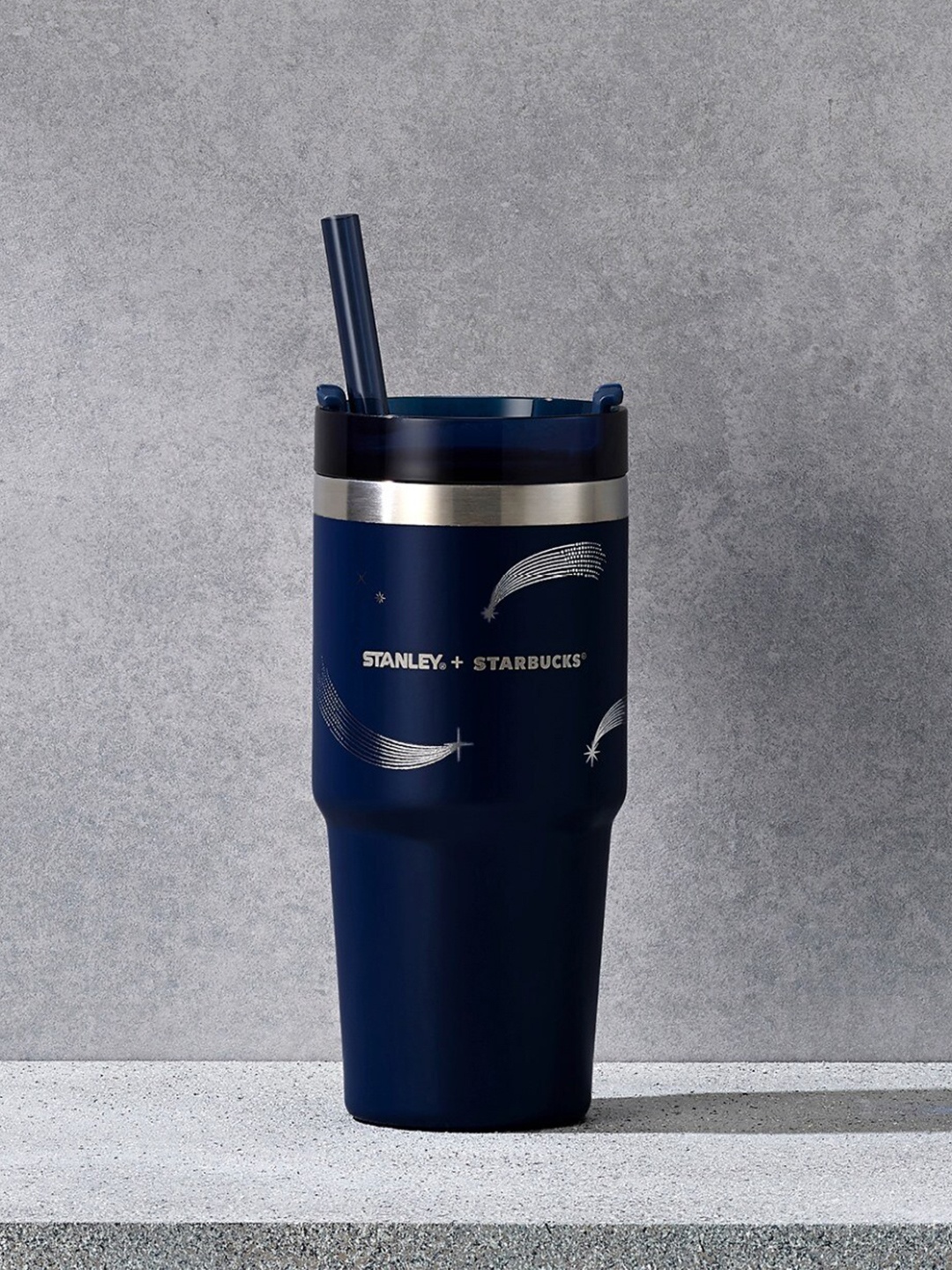 

Starbucks Autumn Blue Printed Stainless Steel Matte Cup With Straw - 473 ML