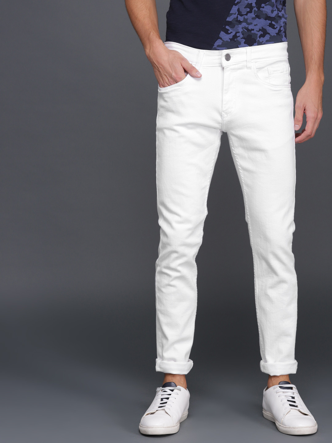 

WROGN Men White Slim Fit Mid-Rise Clean Look Stretchable Jeans