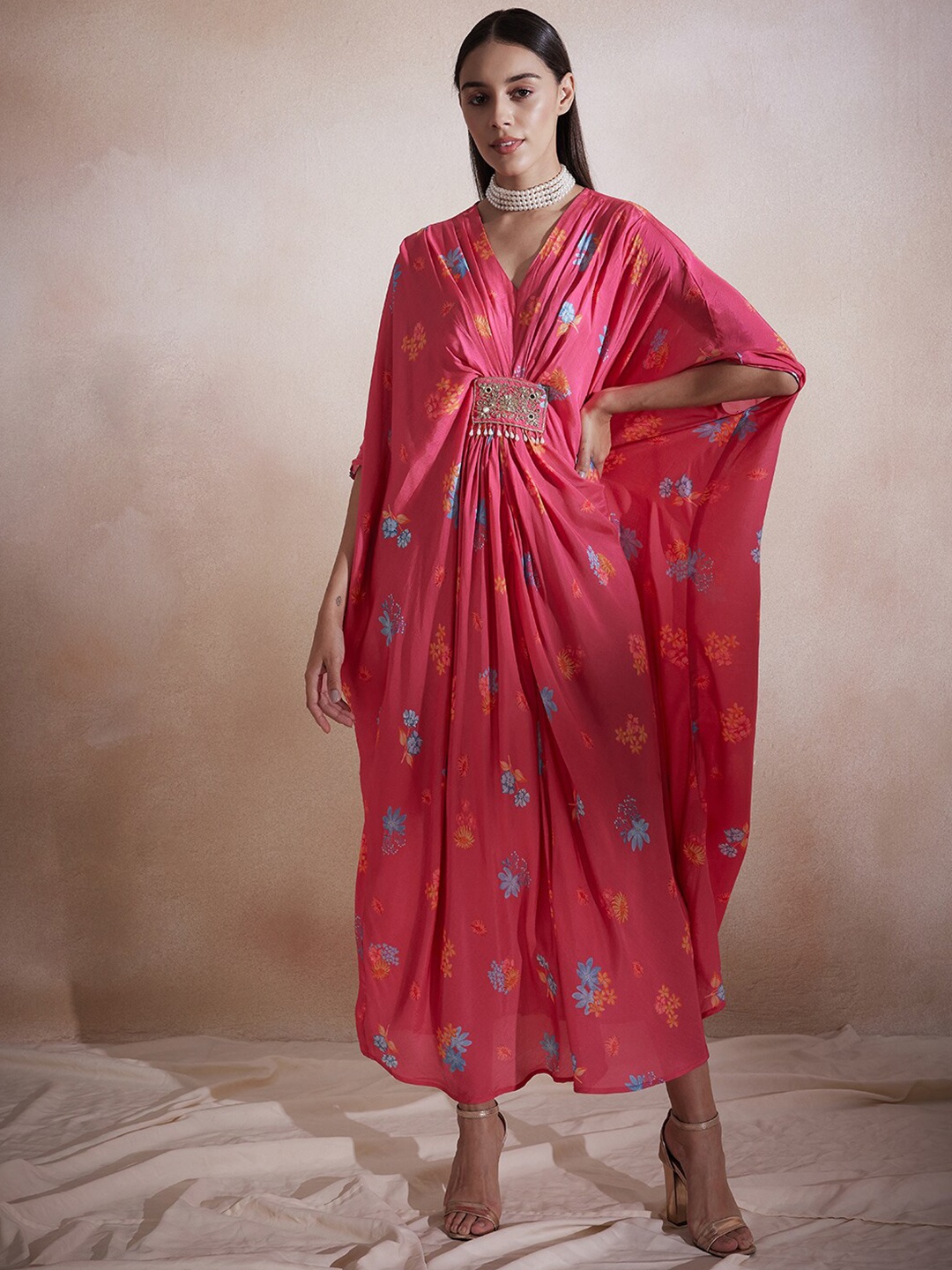 

Femella Pink Floral Print Kimono Sleeve Kaftan Midi Dress