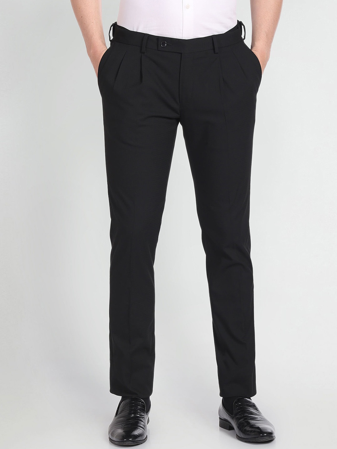 

Arrow Men Mid-Rise Regular Fit Pleated Formal Trousers, Black