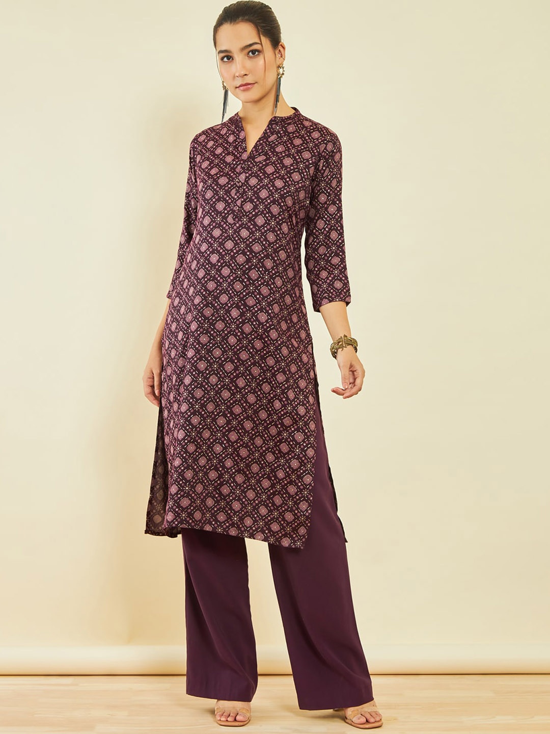 

Soch Mandarin Collar Ethnic Motif Printed Kurta, Maroon