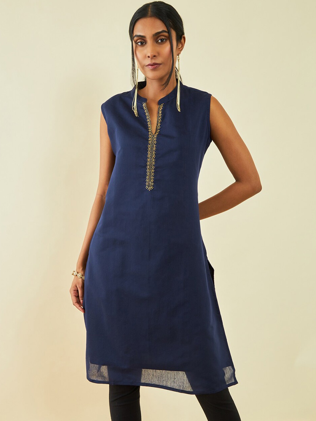 

Soch Navy Blue Mandarin Collar Zari Chanderi Silk Kurta