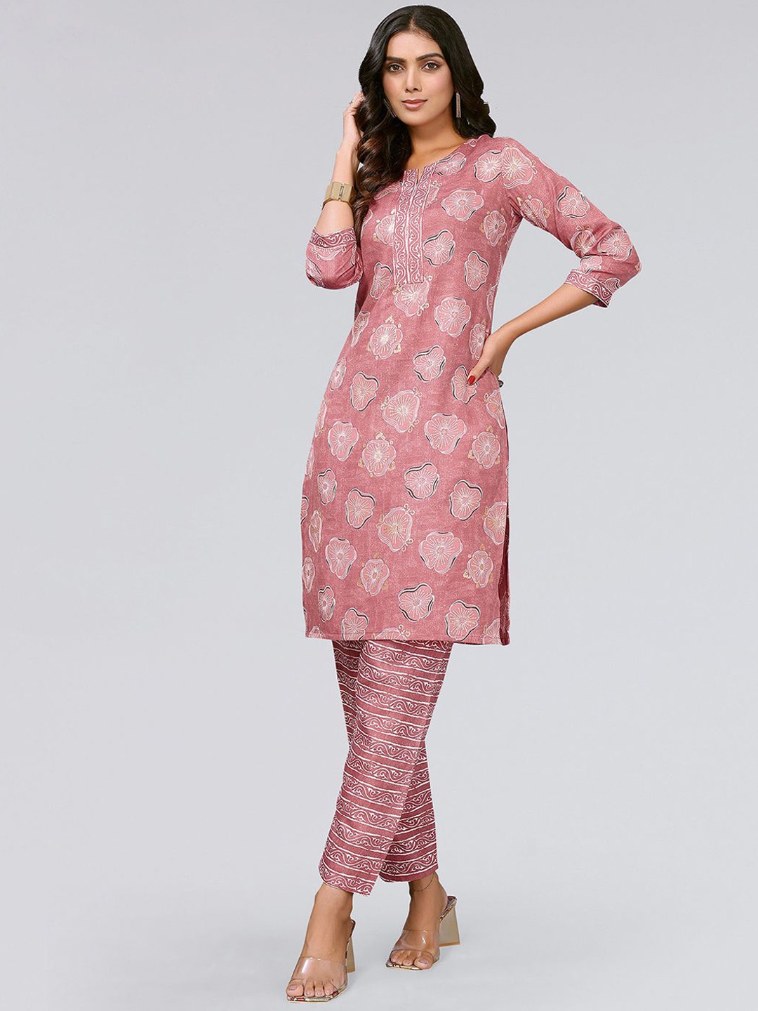 

SKYLEE Floral Printed Regular Kurta With Trousers, Pink