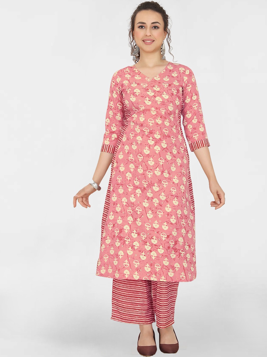 

SKYLEE Ethnic Motifs Printed A-line Kurta With Trousers, Peach