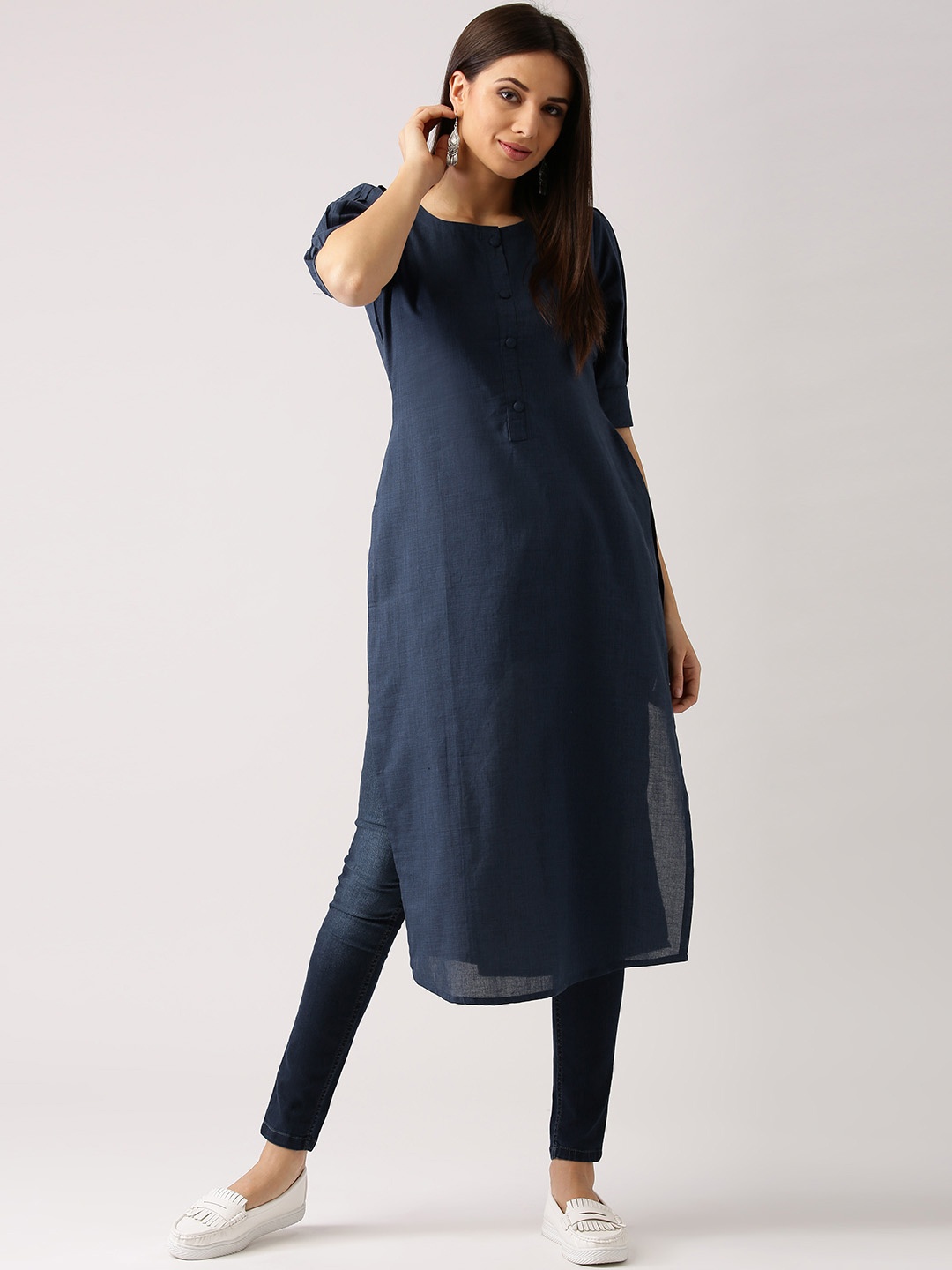 

Libas Women Navy Solid Straight Kurta, Navy blue