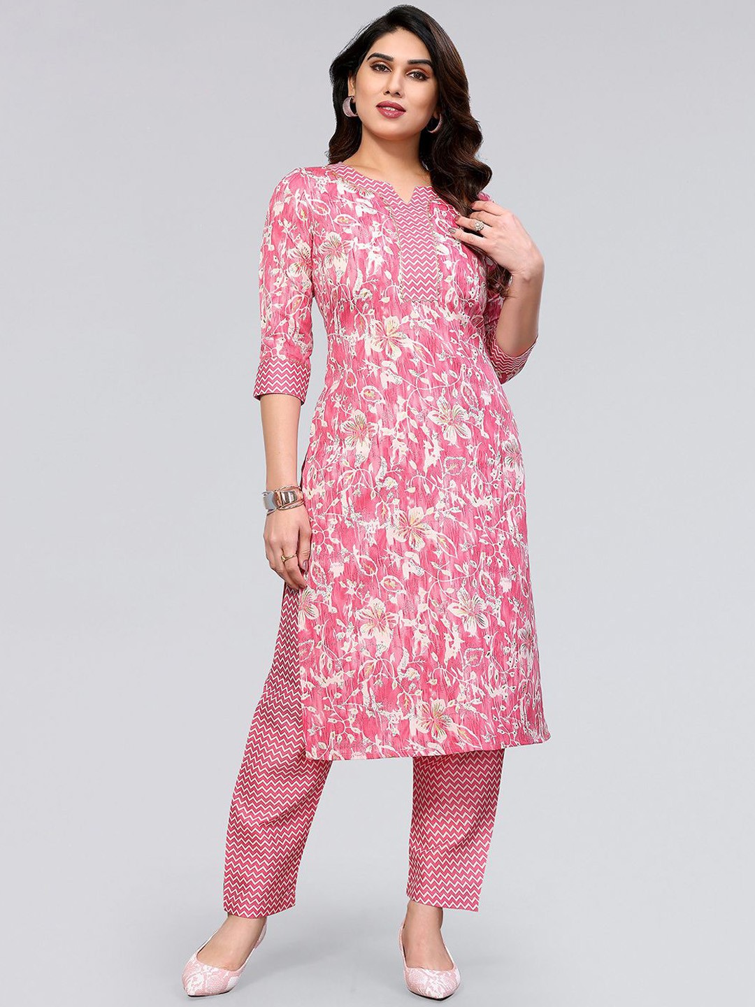 

KALINI Floral Printed Regular Kurta With Trousers, Pink
