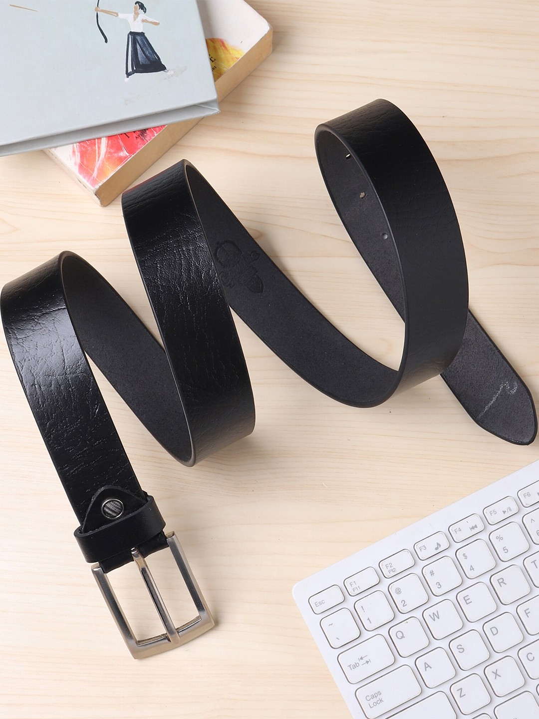 

Roadster Men Genuine Leather Belt, Black