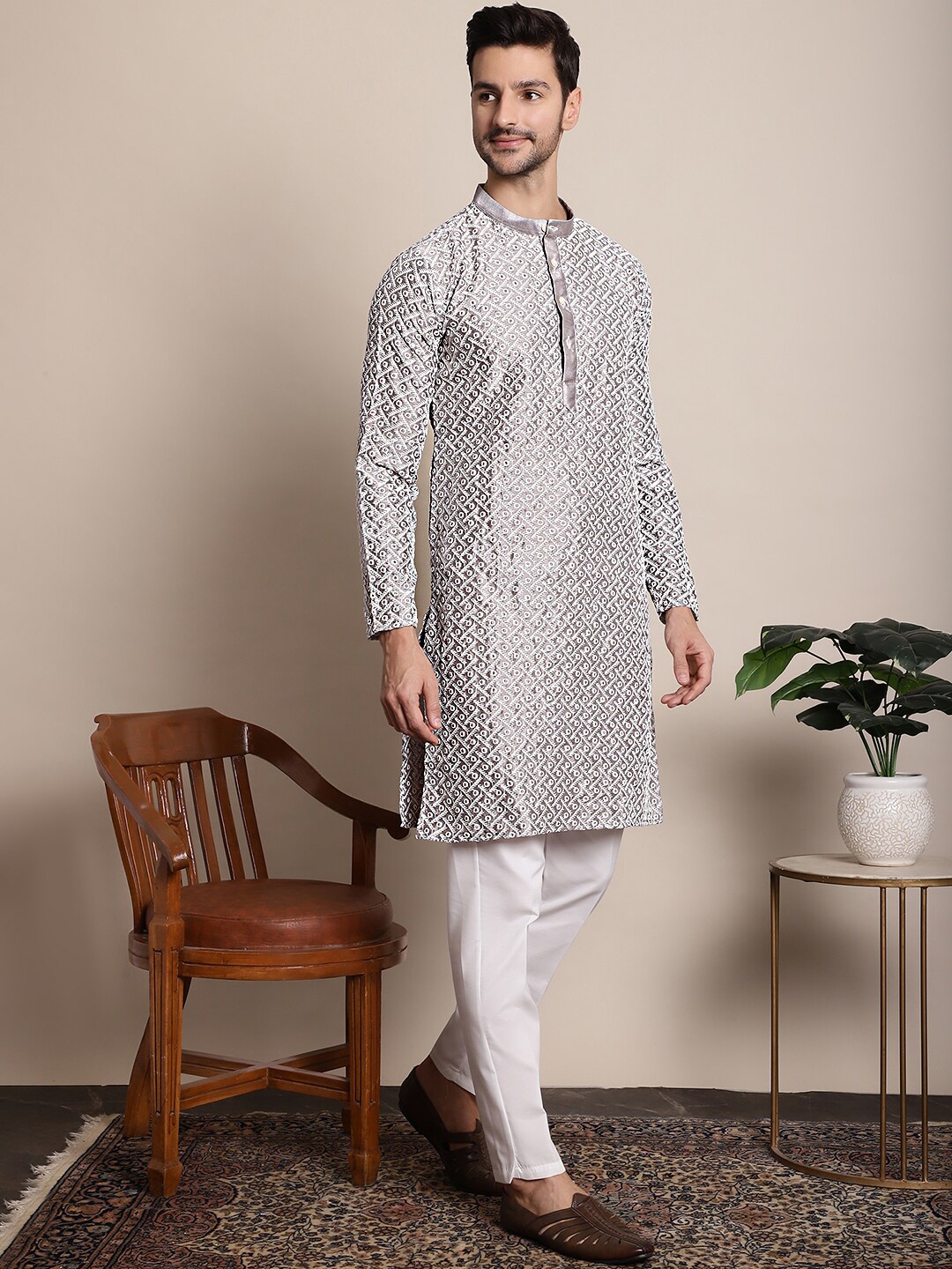 

Anouk Men Grey Geometric Embroidered Dupion Silk Kurta with Pyjamas
