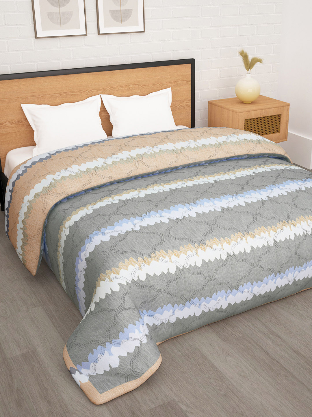 

Story@home Ac Room 180GSM Reversible Double Bed Comforter, Grey