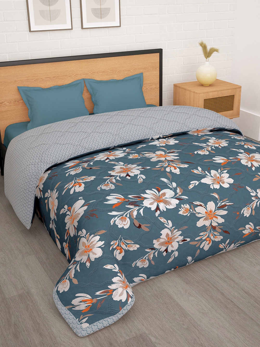 

Story@home Floral Printed Ac Room 180 GSM Reversible Double Bed Comforter, Grey