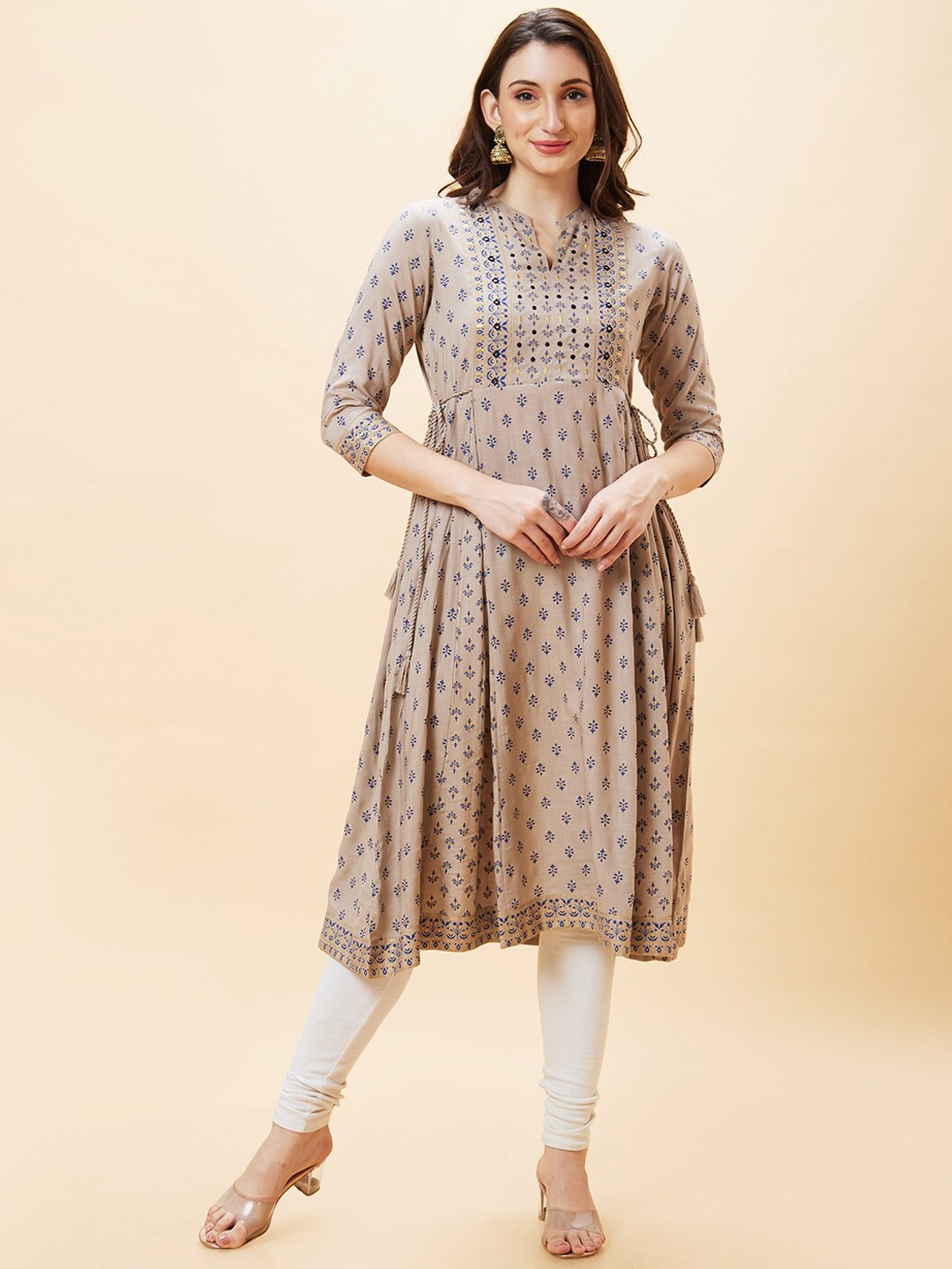 

Globus Ethnic Motifs Printed Mirror Work Kurta, Taupe