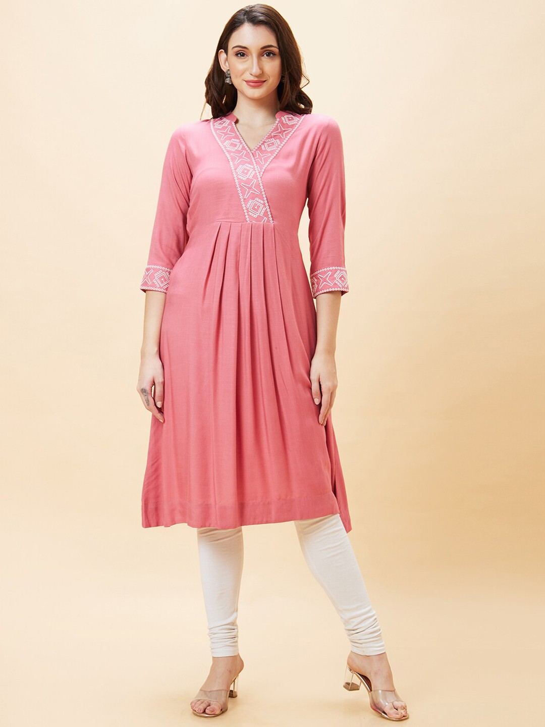 

Globus Ethnic Motifs Embroidered A-Line Kurta, Pink