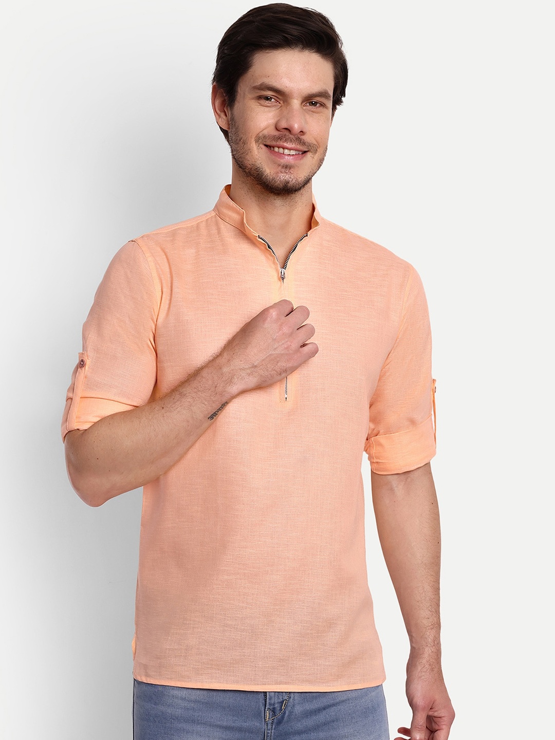 

Vida Loca Mandarin Collar Pure Cotton Kurta, Orange