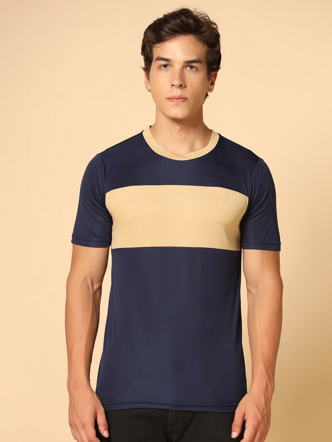 

INKKR Colourblocked Round Neck Casual T-shirt, Navy blue