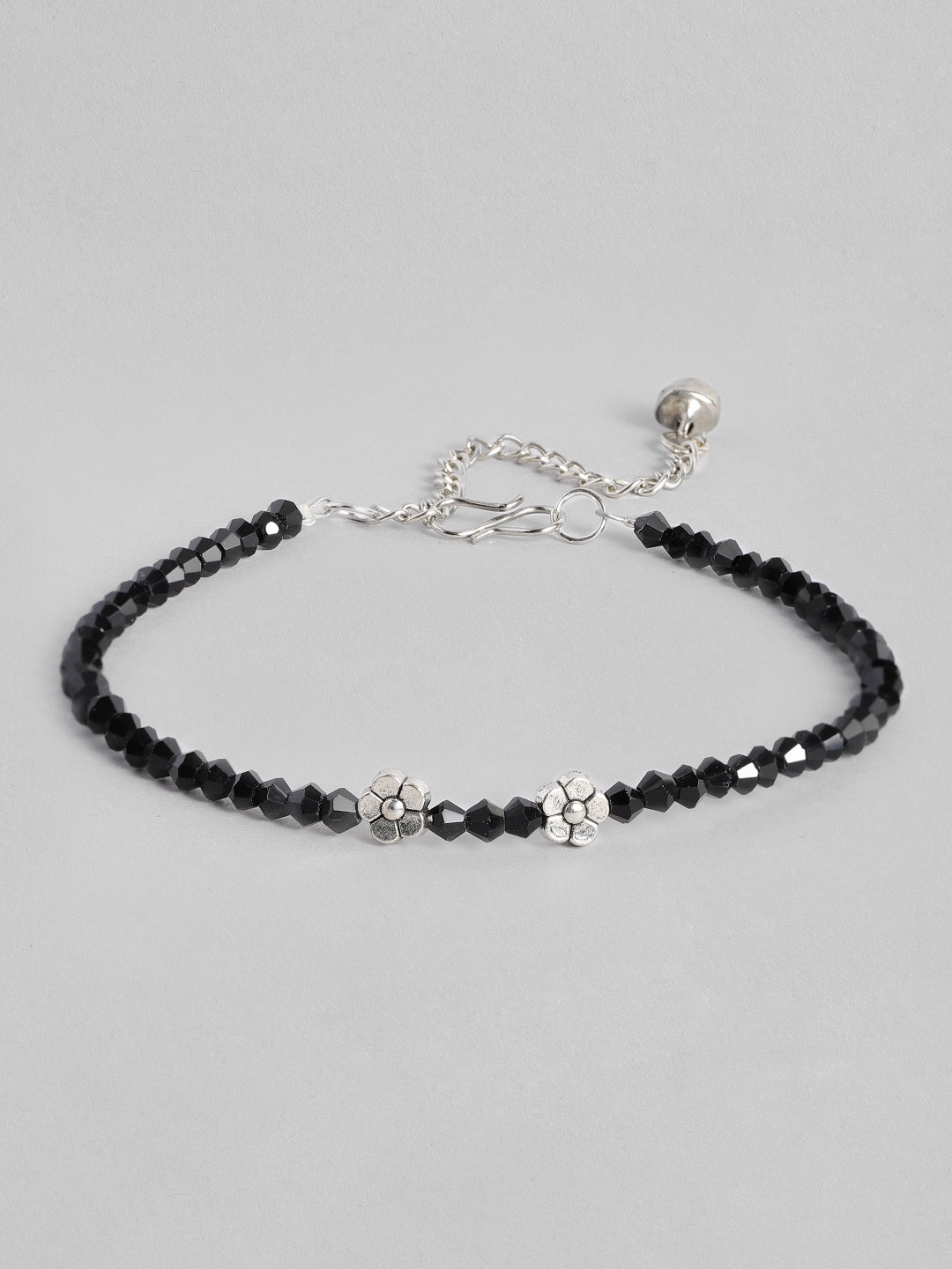 

Sangria Women Silver-Plated Beads Studded Anklet