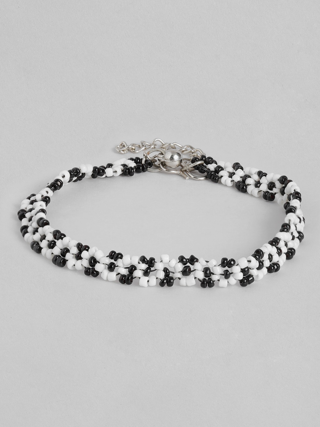 

Sangria Women Silver-Plated Beads Studded Anklet