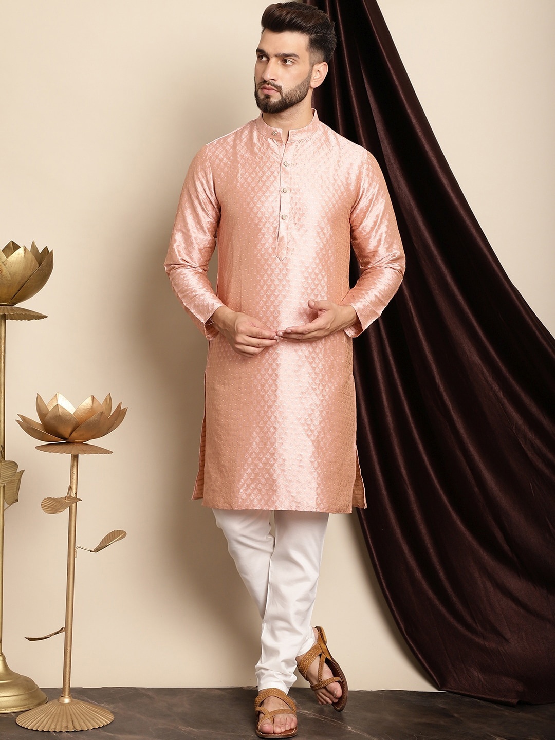 

Anouk Ethnic Motifs Woven Design Regular Kurta with Churidar, Pink