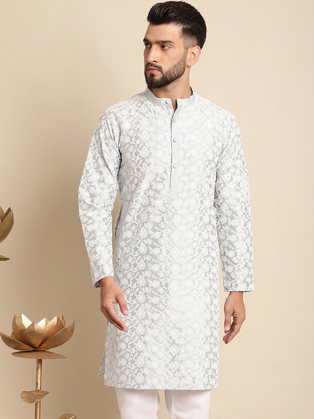 

Anouk Floral Embroidered Straight Kurta, Grey