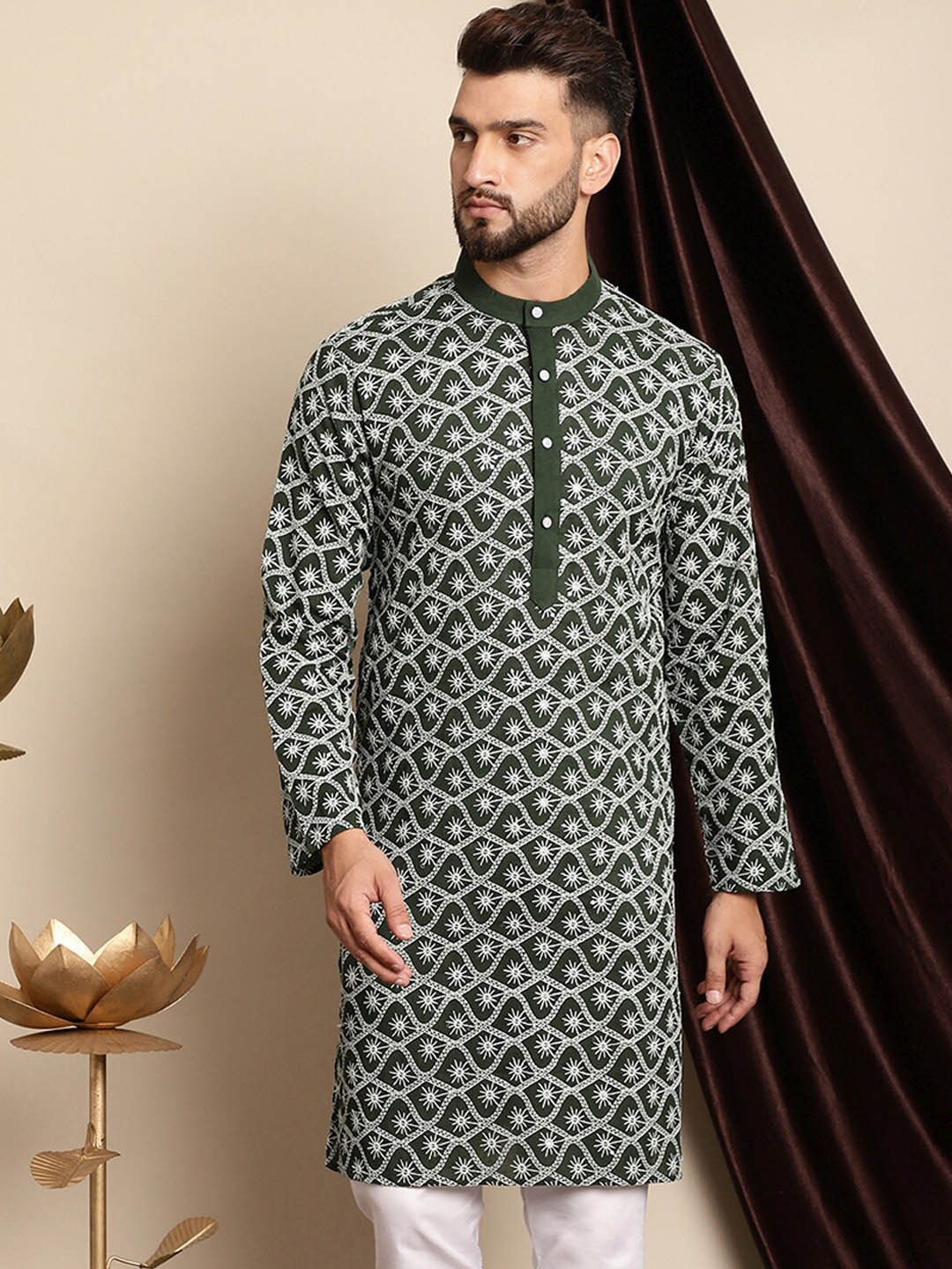 

Anouk Ethnic Motifs Embroidered Sequinned Cotton Kurta, Green