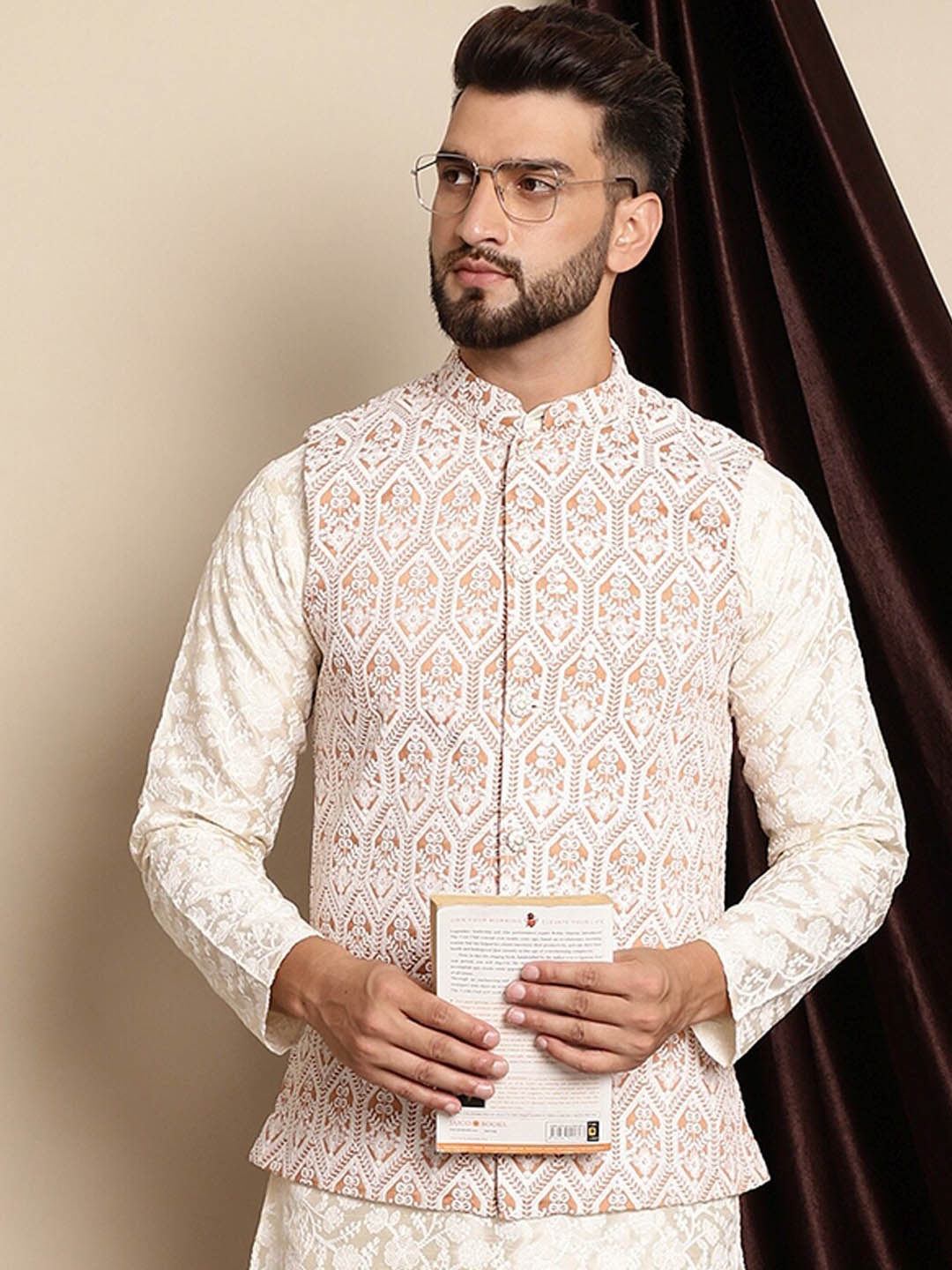 

Anouk Embroidered Nehru Jacket, Peach