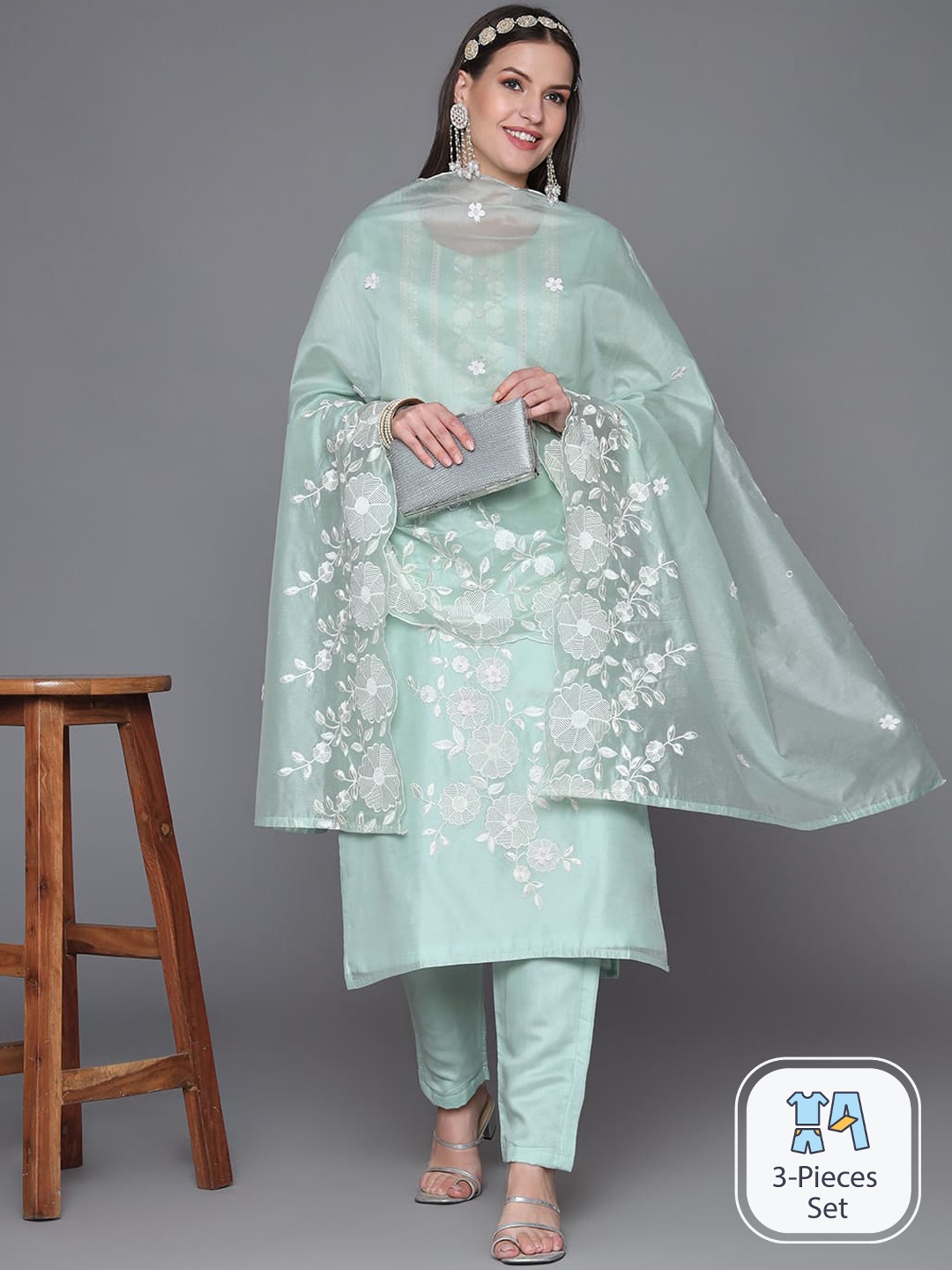 

HEEPOSH Floral Embroidered Thread Work Chanderi Silk Kurta With Trousers & Dupatta, Teal