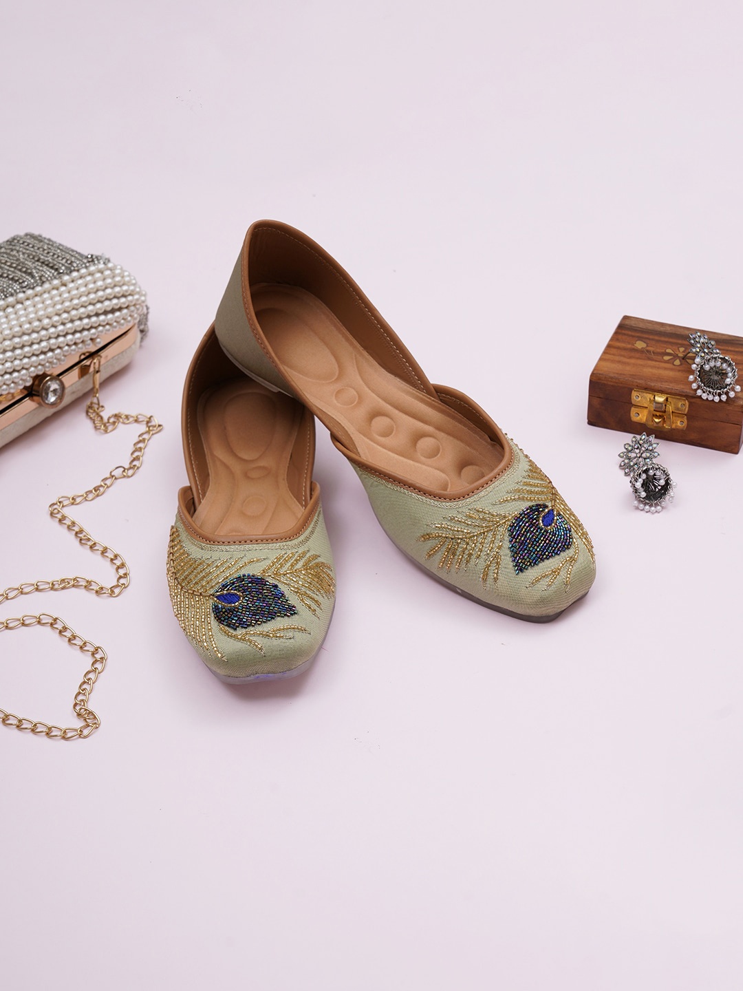 

HASTEN Ethnic Embellished Square Toe Fabric Mojaris, Sea green