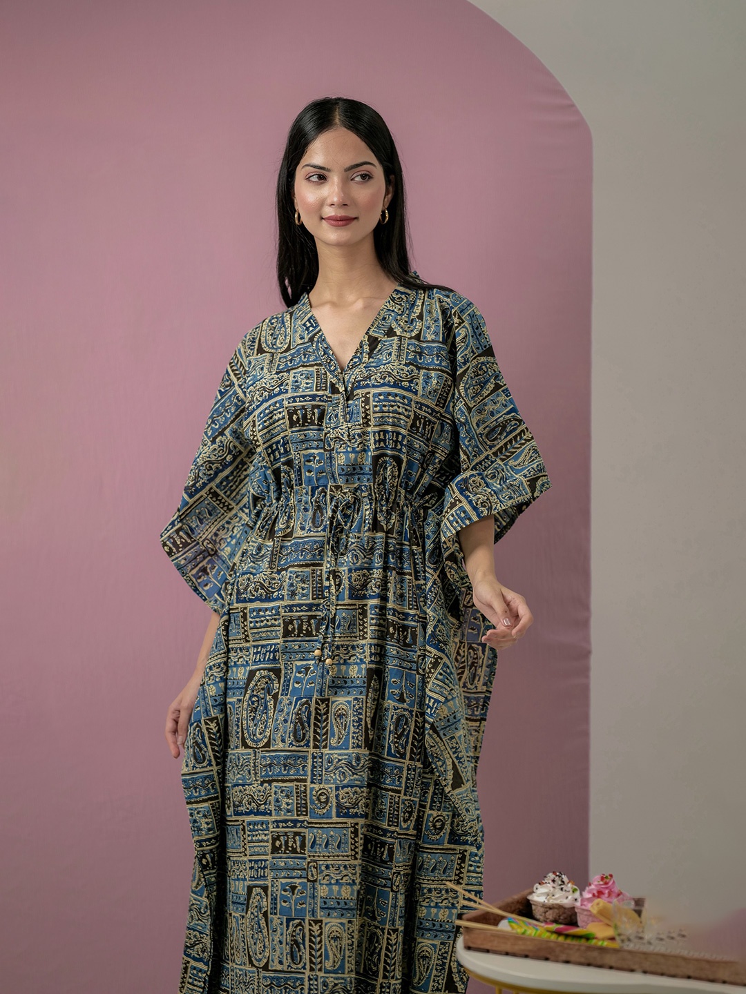 

FEATHERS CLOSET Ethnic Motifs Printed Pure Cotton Maxi Kaftan Nightdress, Blue