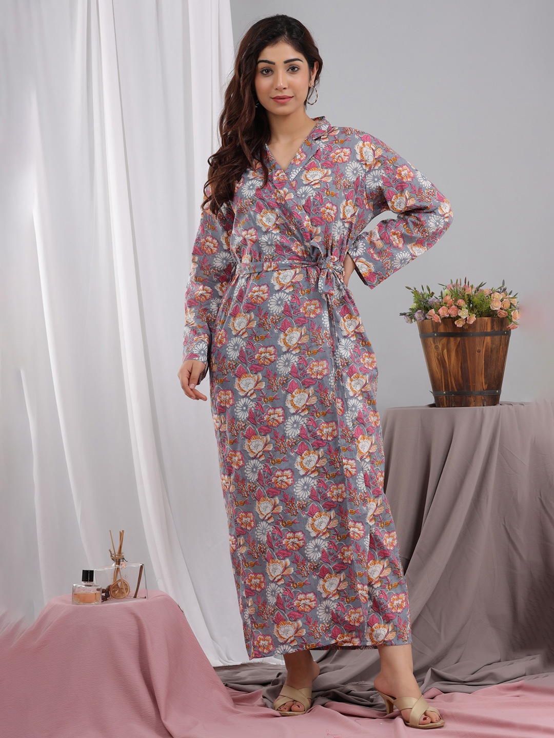 

FEATHERS CLOSET Printed Pure Cotton Maxi Robe, Grey