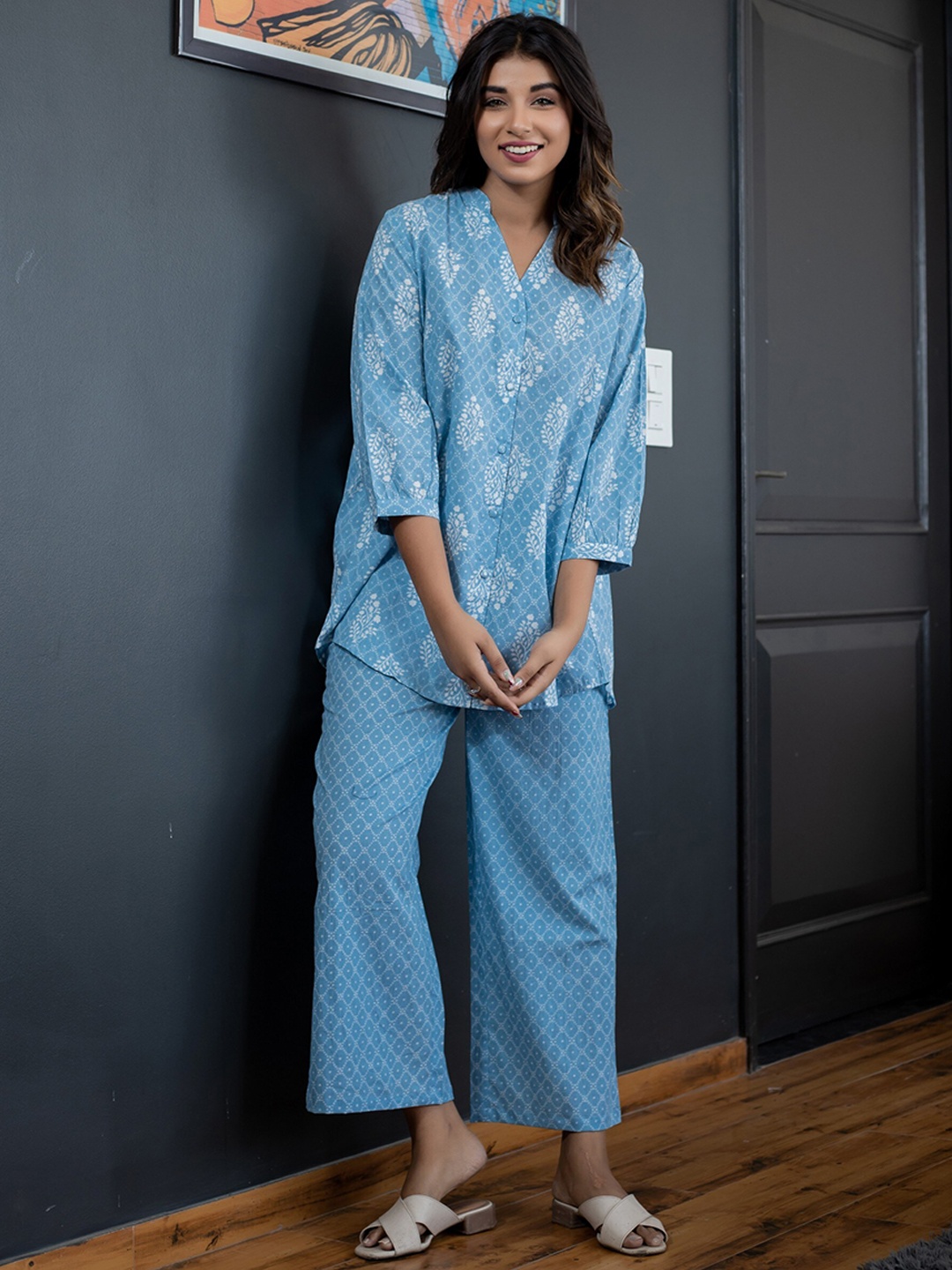 

FEATHERS CLOSET Ethnic Motifs Printed Mandarin Collar Pure Cotton Co-ords, Blue