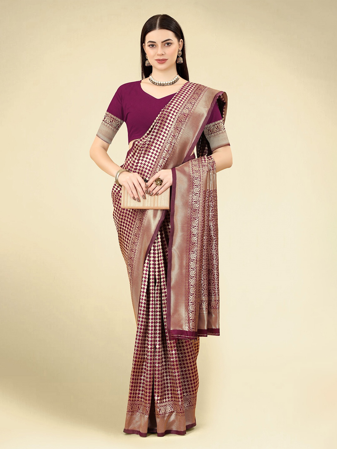 

DWIZA ENTERPRISE Woven Design Zari Banarasi Saree, Maroon