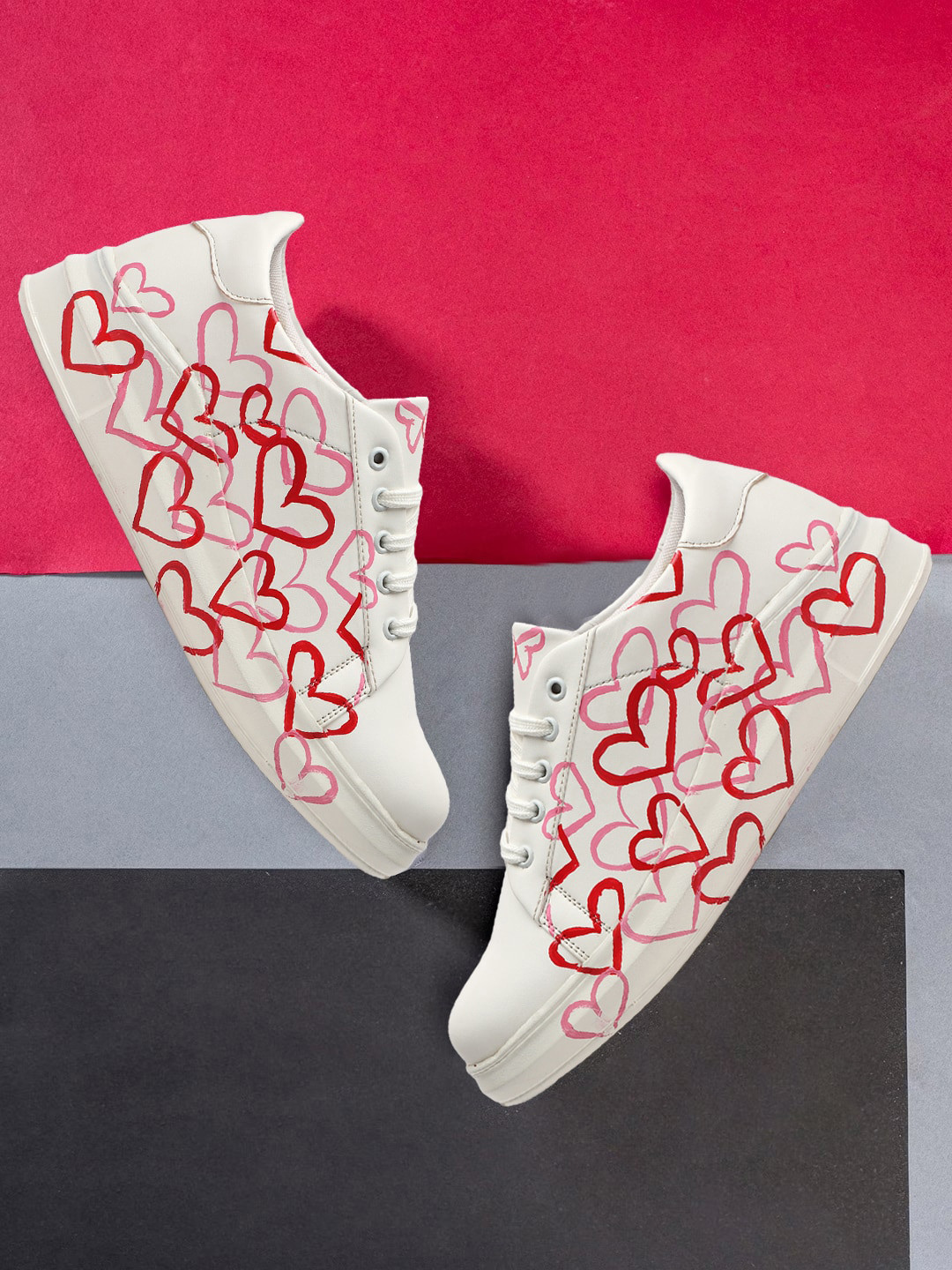 

FEET RUNNER Women Printed Lightweight Sneakers, White