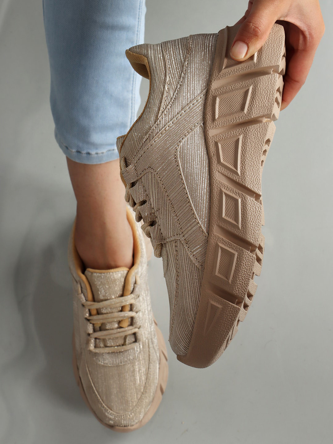 

FEET RUNNER Women Textured Lightweight Textile Comfort Insole Sneakers, Gold