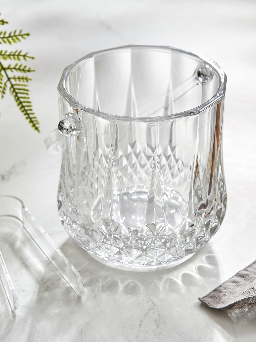 

Home Centre Wexford Transparent 2-Pieces Glass Ice Bucket and Tongs 800ml