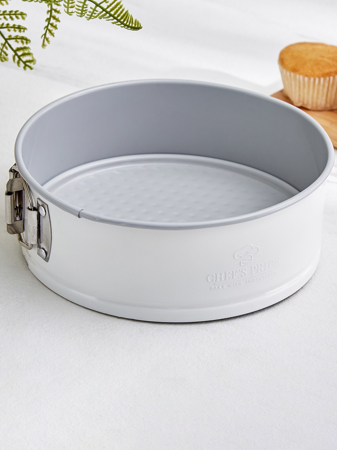 

Home Centre Chefs Pride Grey Carbon Steel Baking Dish