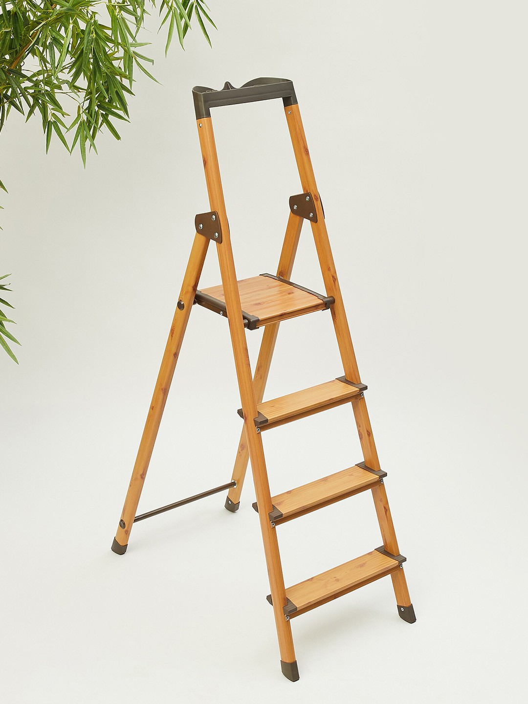 

Home Centre Omnia Grove Brown Aluminium 4-Step Folding Ladder