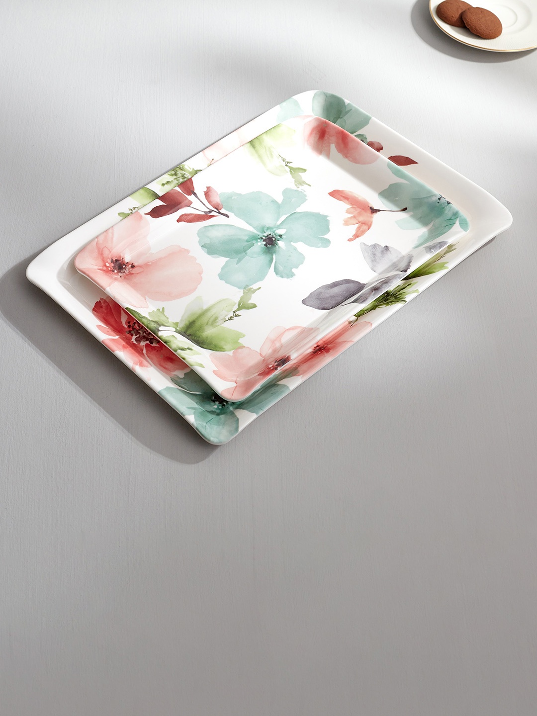 

Home Centre Hello Spring White & Green Melamine Floral Printed Serving Tray
