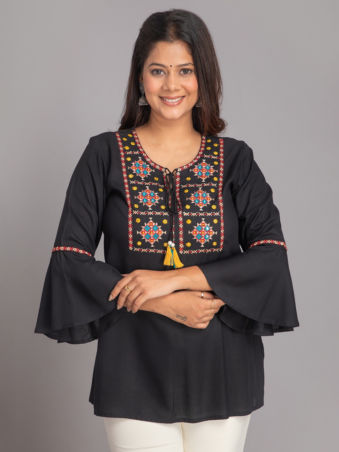 

SUTI Embroidered Mirror Work Tie-Up Neck Bell Sleeve Top, Black